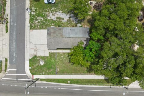 Propiedad comercial en venta en Tampa, Florida, 111.48 m2 № 2198514 - foto 12