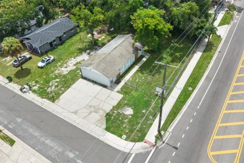 Propiedad comercial en venta en Tampa, Florida, 111.48 m2 № 2198514 - foto 10