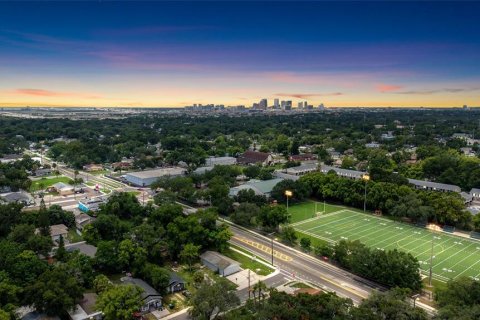 Propiedad comercial en venta en Tampa, Florida, 111.48 m2 № 2198514 - foto 16