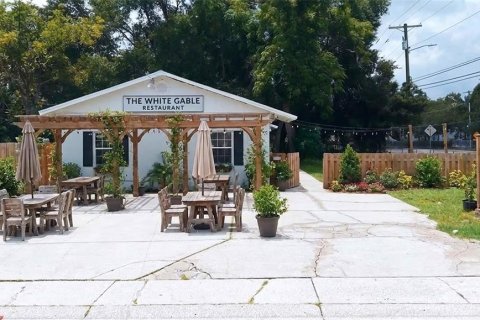 Propiedad comercial en venta en Tampa, Florida, 111.48 m2 № 2198514 - foto 13