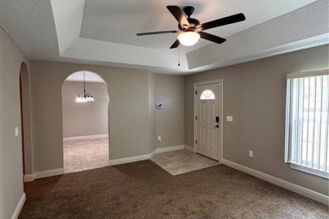 Casa en venta en Ocala, Florida, 3 dormitorios, 179.67 m2 № 1903823 - foto 3