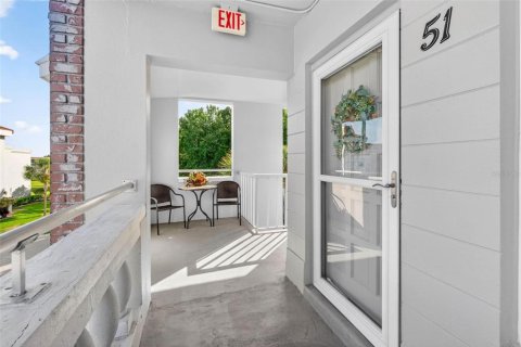 Condo in Clearwater, Florida, 2 bedrooms  № 2155858 - photo 2