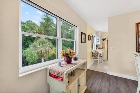 Condo in Clearwater, Florida, 2 bedrooms  № 2155858 - photo 7