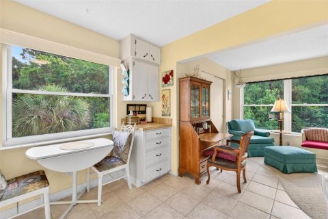 Condo in Clearwater, Florida, 2 bedrooms  № 2155858 - photo 11