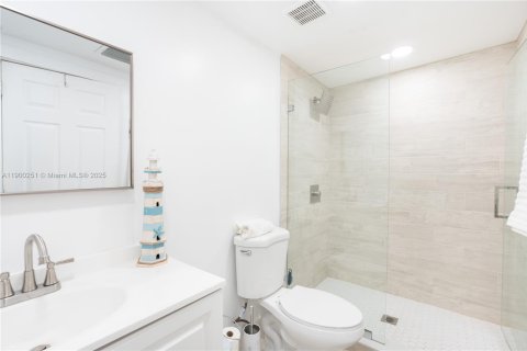 House in Hollywood, Florida 3 bedrooms, 118.45 sq.m. № 1953626 - photo 14