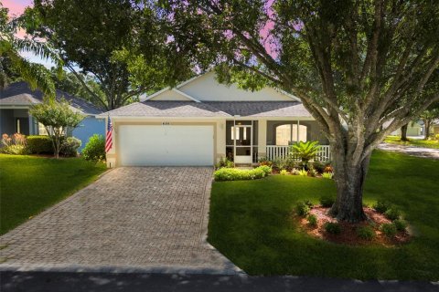 House in Clermont, Florida 3 bedrooms, 166.48 sq.m. № 1855658 - photo 1