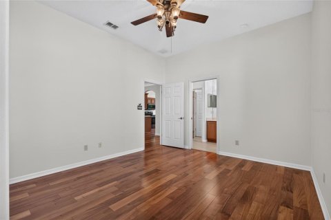 House in Leesburg, Florida 3 bedrooms, 213.77 sq.m. № 2427371 - photo 12