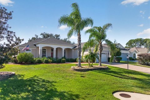 House in Leesburg, Florida 3 bedrooms, 213.77 sq.m. № 2427371 - photo 3