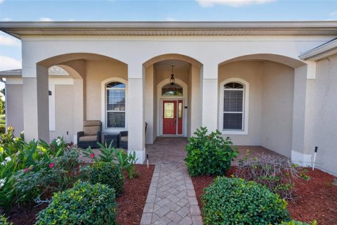 House in Leesburg, Florida 3 bedrooms, 213.77 sq.m. № 2427371 - photo 4