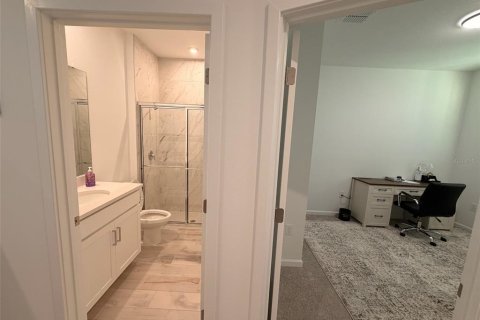Villa ou maison à vendre à Clermont, Floride: 4 chambres, 217.58 m2 № 2118737 - photo 16