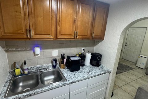 House in Delray Beach, Florida 2 bedrooms, 53.88 sq.m. № 1972082 - photo 18