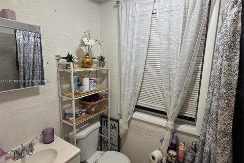 House in Delray Beach, Florida 2 bedrooms, 53.88 sq.m. № 1972082 - photo 16