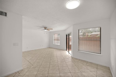 Copropriété à vendre à Ocala, Floride: 2 chambres, 111.39 m2 № 1815879 - photo 11