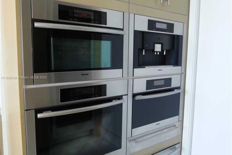 Купить кондоминиум в Майами, Флорида 4 спальни, 315.68м2, № 1875315 - фото 11