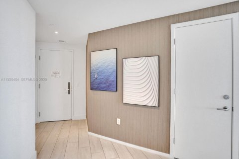 Condominio en alquiler en Hollywood, Florida, 3 dormitorios, 126.44 m2 № 2053134 - foto 5