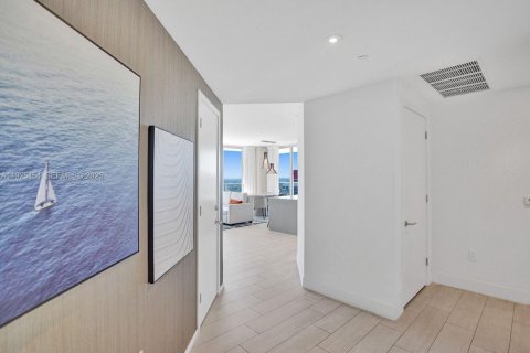 Condominio en alquiler en Hollywood, Florida, 3 dormitorios, 126.44 m2 № 2053134 - foto 26