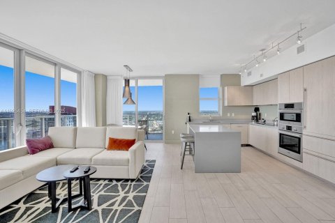 Condominio en alquiler en Hollywood, Florida, 3 dormitorios, 126.44 m2 № 2053134 - foto 28