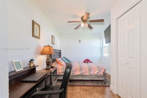 House in Plantation, Florida 3 bedrooms, 129.88 sq.m. № 1867412 - photo 13