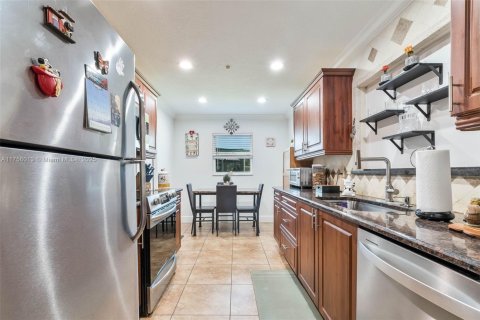 House in Plantation, Florida 3 bedrooms, 129.88 sq.m. № 1867412 - photo 15