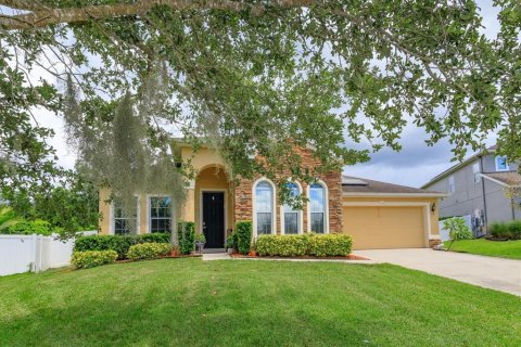 House in Apopka, Florida 3 bedrooms, 205.31 sq.m. № 1893596 - photo 2