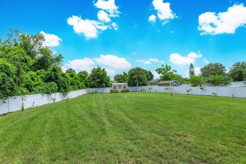 House in Apopka, Florida 3 bedrooms, 205.31 sq.m. № 1893596 - photo 29