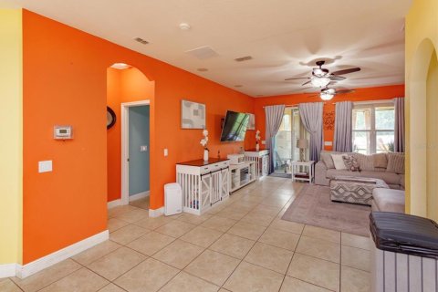 House in Apopka, Florida 3 bedrooms, 205.31 sq.m. № 1893596 - photo 13