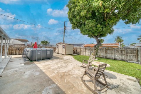 Villa ou maison à vendre à Hialeah, Floride: 3 chambres, 136.75 m2 № 1927391 - photo 22