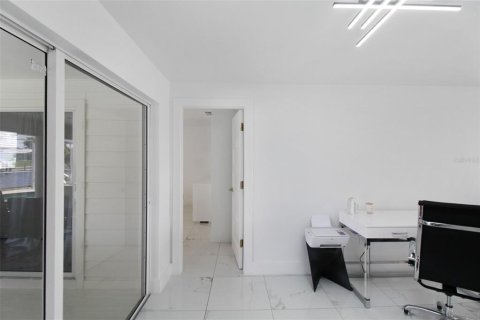 Villa ou maison à louer à Punta Gorda, Floride: 3 chambres, 193.7 m2 № 1647800 - photo 16