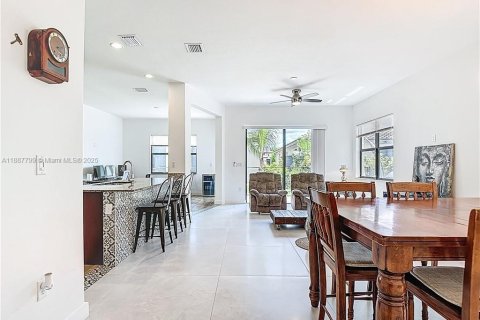 Casa en venta en Ave Maria, Florida, 3 dormitorios, 178.74 m2 № 1942535 - foto 3