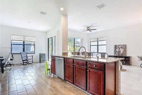 Casa en venta en Ave Maria, Florida, 3 dormitorios, 178.74 m2 № 1942535 - foto 7