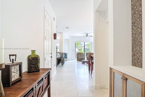 Casa en venta en Ave Maria, Florida, 3 dormitorios, 178.74 m2 № 1942535 - foto 2