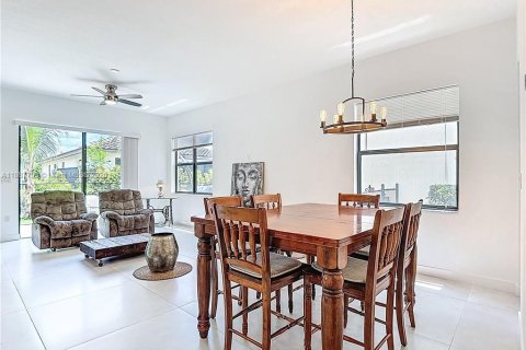 Casa en venta en Ave Maria, Florida, 3 dormitorios, 178.74 m2 № 1942535 - foto 4