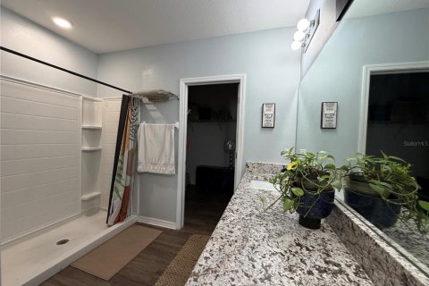 House in Dover, Florida 5 bedrooms, 273.97 sq.m. № 2403533 - photo 27