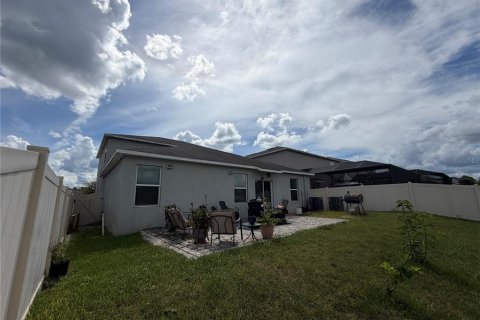 House in Dover, Florida 5 bedrooms, 273.97 sq.m. № 2403533 - photo 9