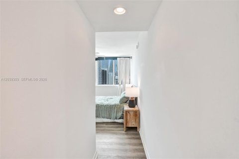 Condominio en venta en Miami, Florida, 2 dormitorios, 126.63 m2 № 2244157 - foto 29
