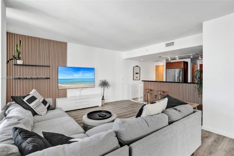 Condominio en venta en Miami, Florida, 2 dormitorios, 126.63 m2 № 2244157 - foto 11