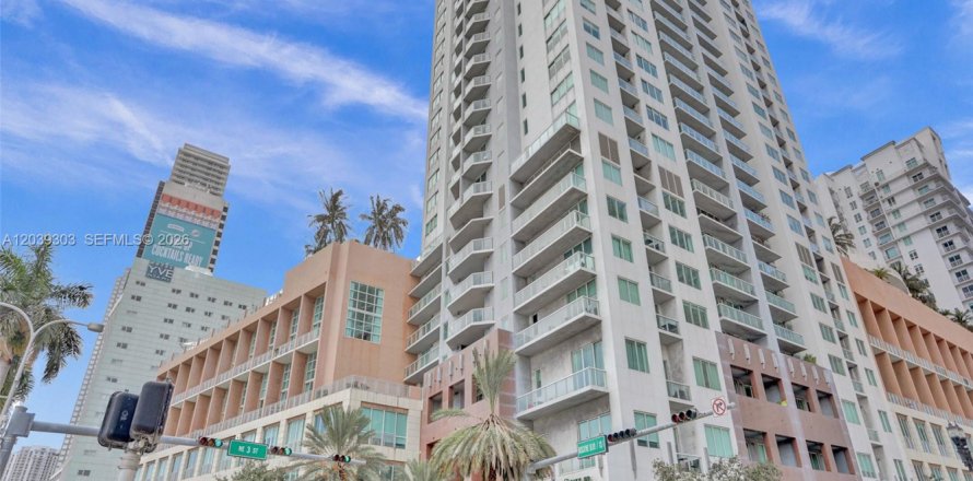 Condominio en Miami, Florida, 2 dormitorios № 2244157