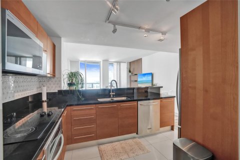 Condominio en venta en Miami, Florida, 2 dormitorios, 126.63 m2 № 2244157 - foto 7