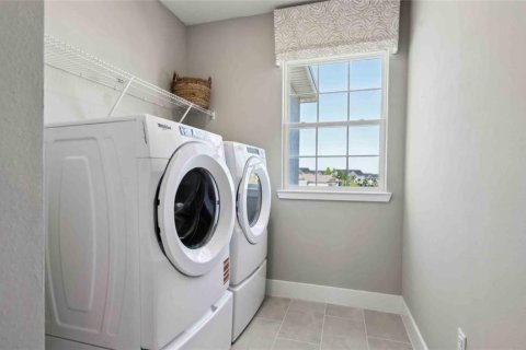 House in Alachua, Florida 4 bedrooms, 248.51 sq.m. № 1902031 - photo 25