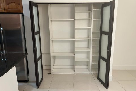 Condominio en alquiler en North Miami, Florida, 2 dormitorios, 82.68 m2 № 2190865 - foto 12