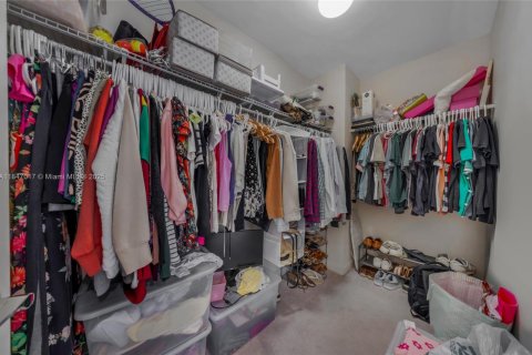 Condominio en venta en Miami, Florida, 3 dormitorios, 133.59 m2 № 1888834 - foto 10
