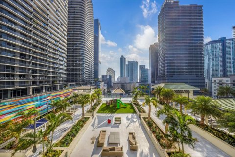 Condominio en venta en Miami, Florida, 3 dormitorios, 133.59 m2 № 1888834 - foto 16