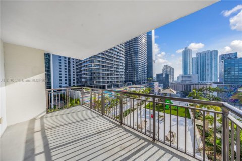Condominio en venta en Miami, Florida, 3 dormitorios, 133.59 m2 № 1888834 - foto 18