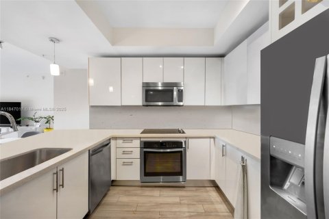 Condominio en venta en Miami, Florida, 3 dormitorios, 133.59 m2 № 1888834 - foto 5