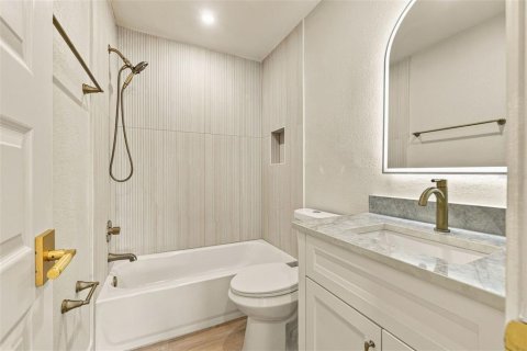 Villa ou maison à louer à Saint Petersburg, Floride: 3 chambres, 122.63 m2 № 2376743 - photo 25
