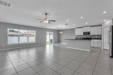 Villa ou maison à vendre à Bartow, Floride: 4 chambres, 179.86 m2 № 2423757 - photo 6