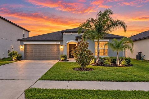 Villa ou maison à Bartow, Floride 4 chambres, 179.86 m2 № 2423757