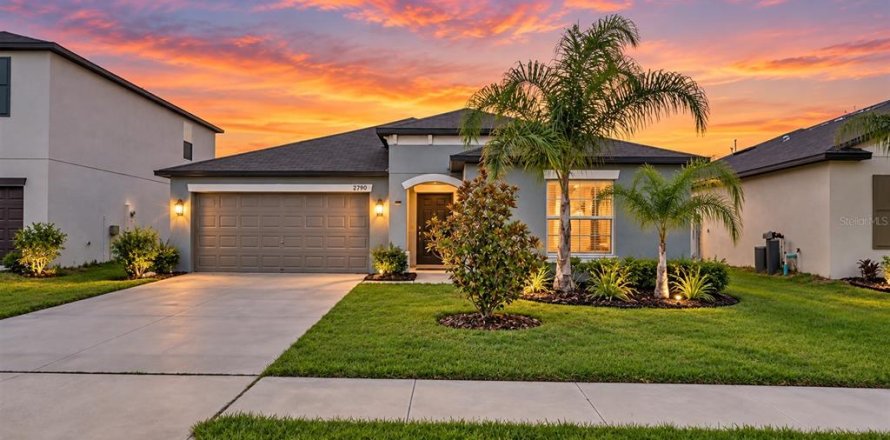 Villa ou maison à Bartow, Floride 4 chambres, 179.86 m2 № 2423757