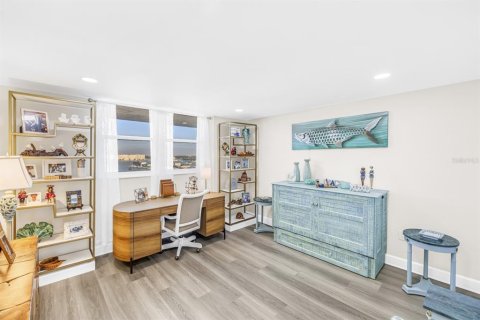 Copropriété à vendre à Madeira Beach, Floride: 3 chambres, 160.26 m2 № 2408086 - photo 17