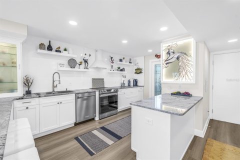 Copropriété à vendre à Madeira Beach, Floride: 3 chambres, 160.26 m2 № 2408086 - photo 7